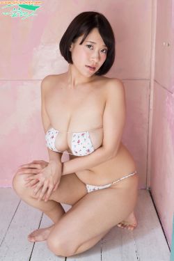 日系女生裸妆